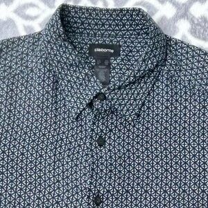 Men's Claiborne Black w/blue Patterned button down short sleeve Shirt w/pocket